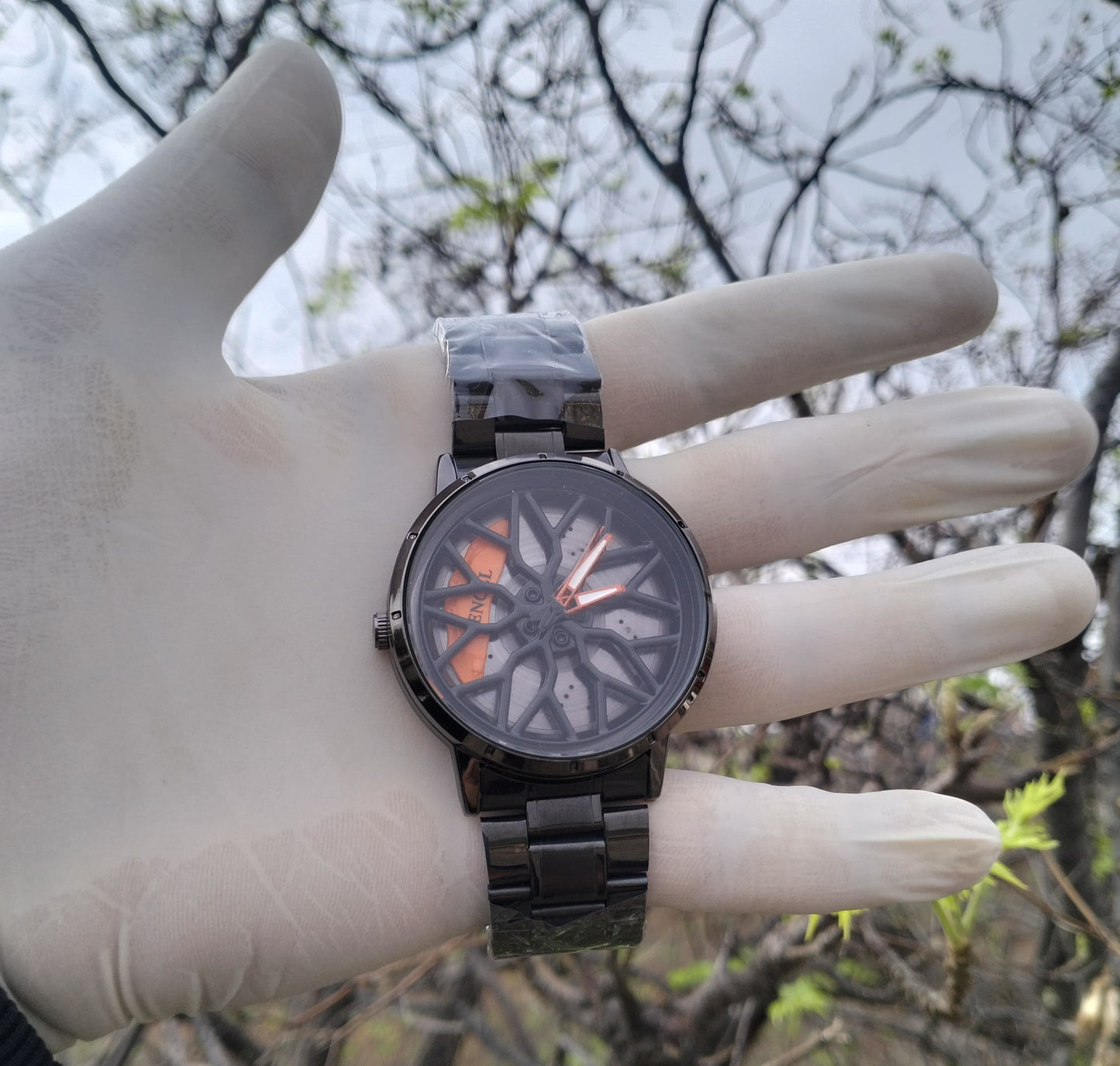 CAR WHEEL WATCH